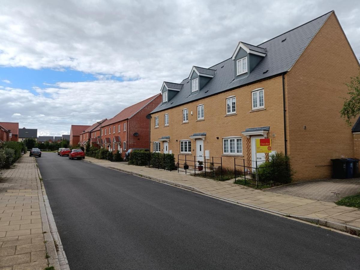 3 Bedroom Townhouse Near Bicester Village Dış mekan fotoğraf