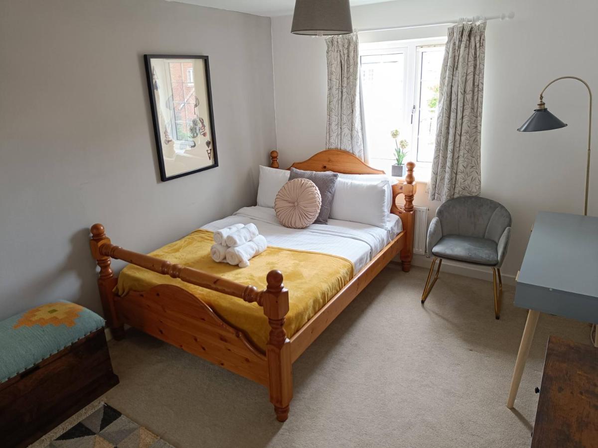 3 Bedroom Townhouse Near Bicester Village Dış mekan fotoğraf