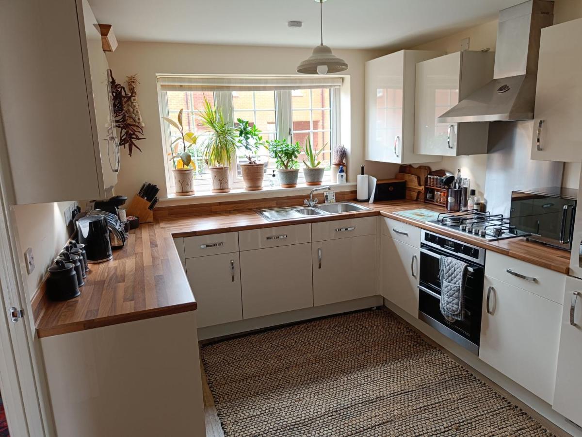 3 Bedroom Townhouse Near Bicester Village Dış mekan fotoğraf